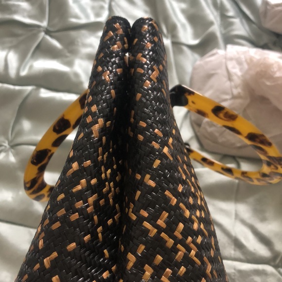 Talbots Brown and Tan Straw Bag with Plastic Tortoiseshell Handles - Picture 8 of 11